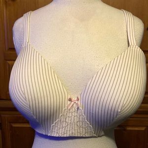 Beautiful bra from CACIQUE size 44D